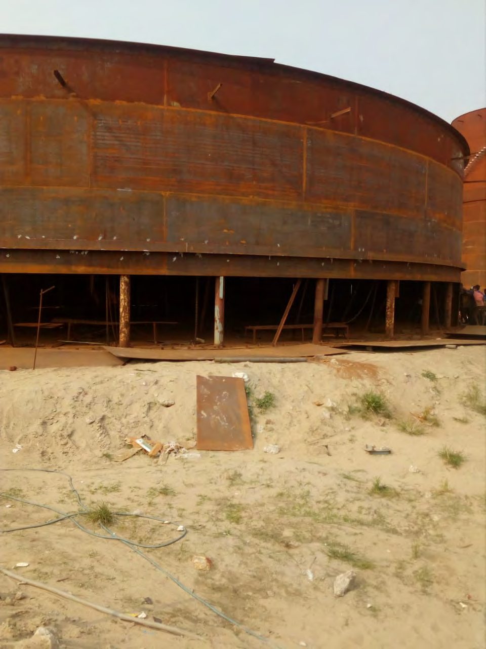 Bending, Fabrication, Welding & Installation of 10,000 m³ Oil Storage Tank